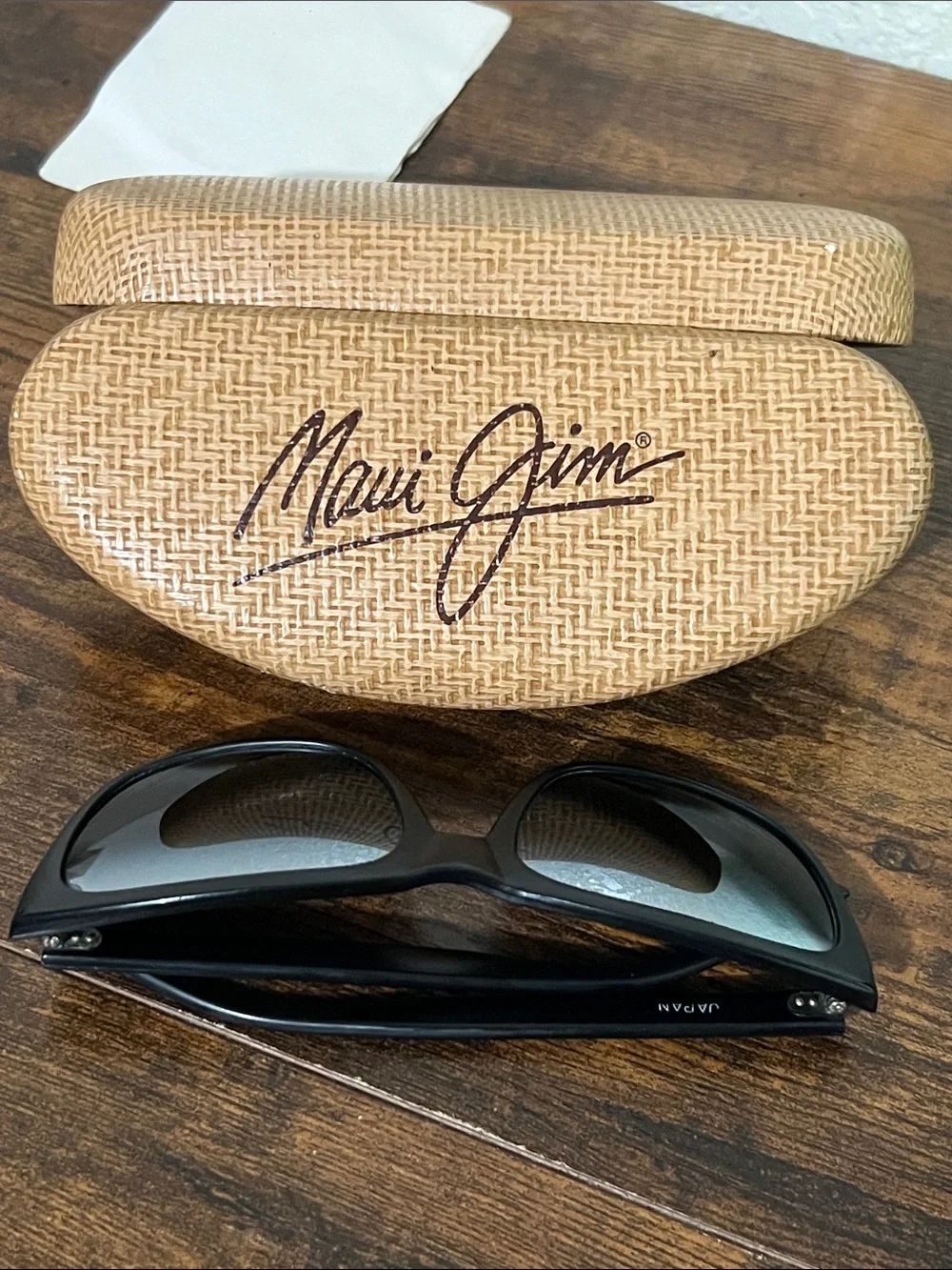 Maui Jim Black Sunglasses with Brown Lens and Tan Case